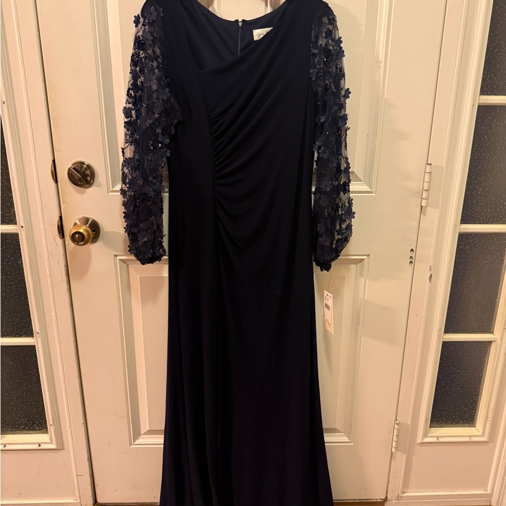 Livia Jolie Floral Long Sleeve Dress - 10